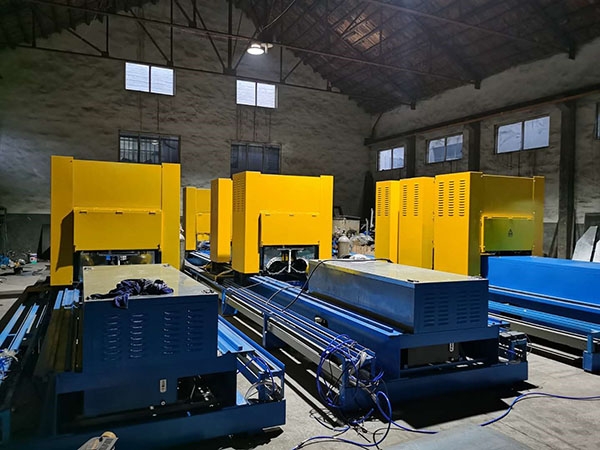 玻璃鋼膜殼外表面打磨機 (1)